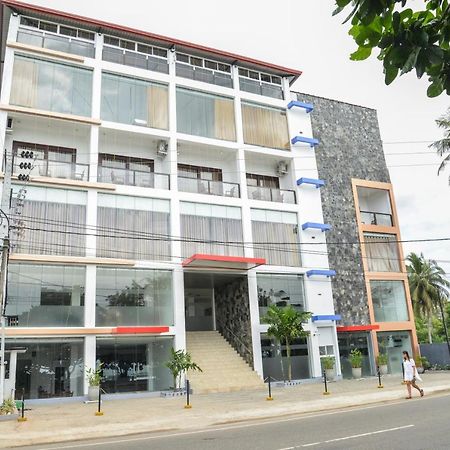Centhara Beach Weligama Hotel Екстериор снимка